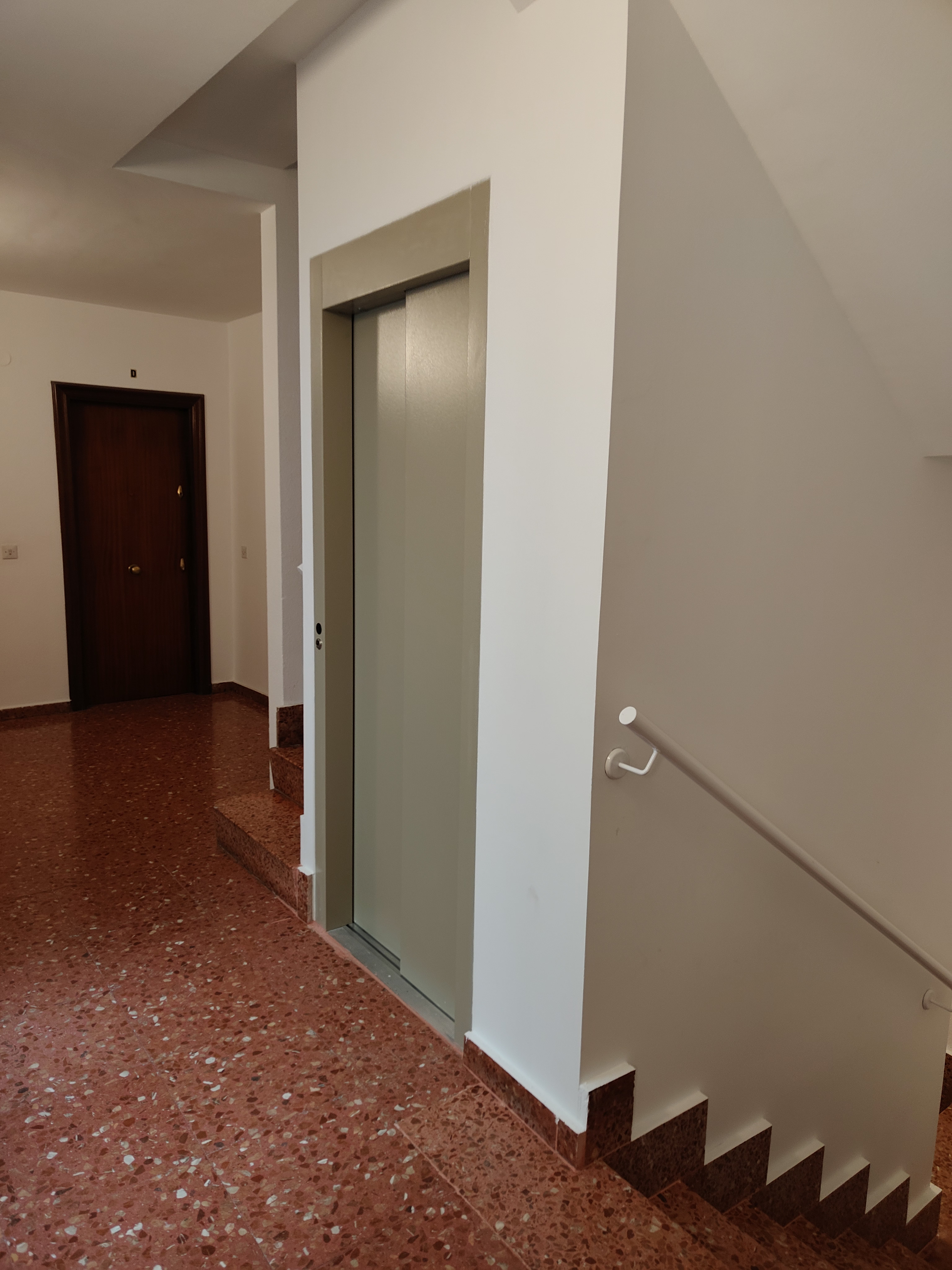 Después de obra — ascensor Alberite